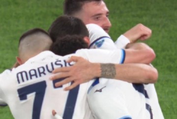 意甲争四形势紧张:拉齐奥主场平局,尤文险遭反超,三队仅差两分